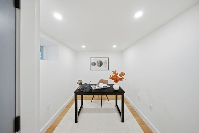 48 Burnett St, Melrose, MA 02176