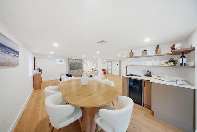 48 Burnett St, Melrose, MA 02176