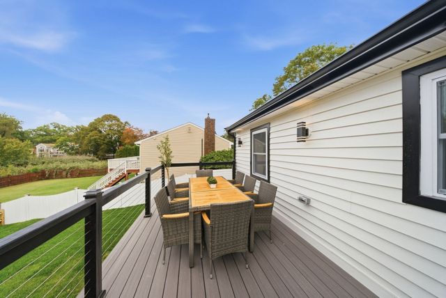 48 Burnett St, Melrose, MA 02176
