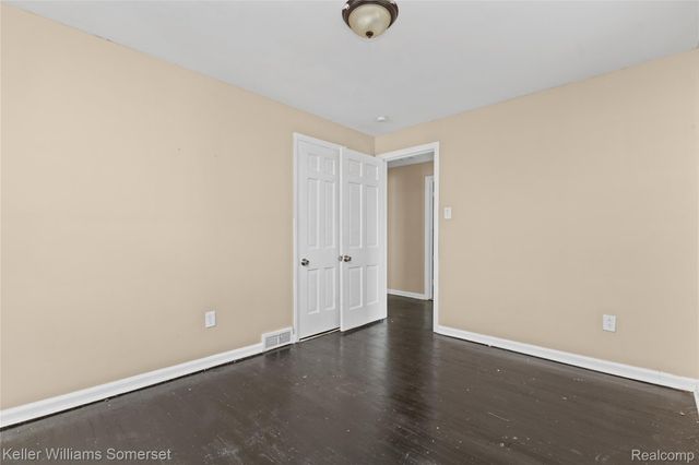 15470 Mapleridge Street, Detroit, MI 48205