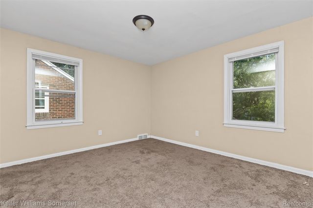 15470 Mapleridge Street, Detroit, MI 48205