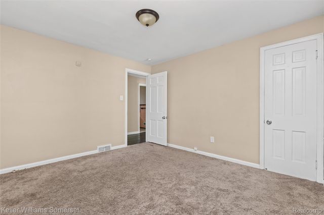 15470 Mapleridge Street, Detroit, MI 48205