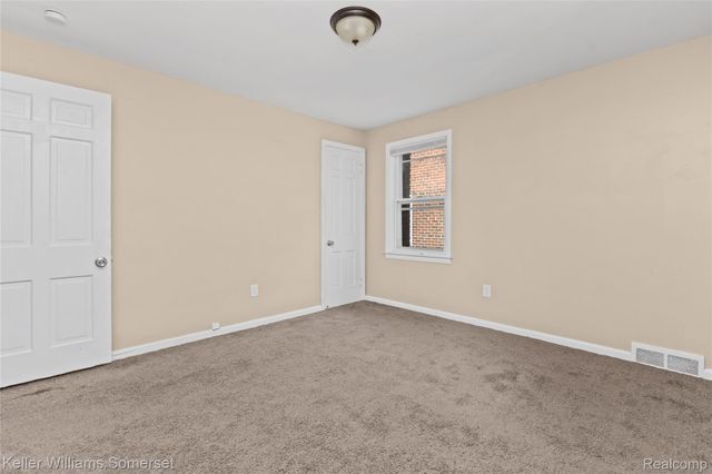 15470 Mapleridge Street, Detroit, MI 48205