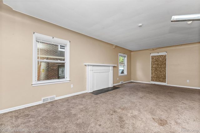 15470 Mapleridge Street, Detroit, MI 48205