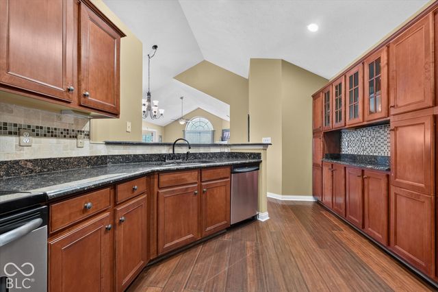 13871 Rue Charlot Lane 20, Mccordsville, IN 46055