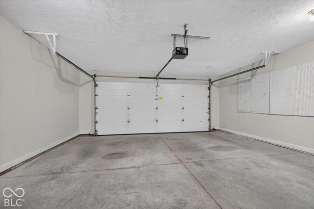 13871 Rue Charlot Lane 20, Mccordsville, IN 46055