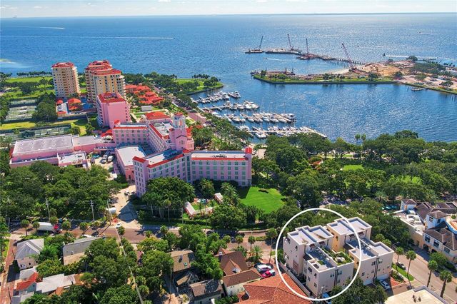 524 BEACH DRIVE NE, St Petersburg, FL 33701