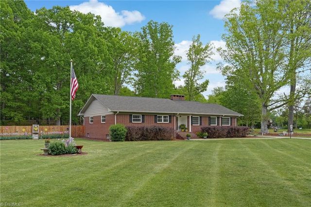 109 Church Street, Stoneville, NC 27048