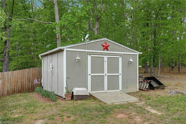 109 Church Street, Stoneville, NC 27048