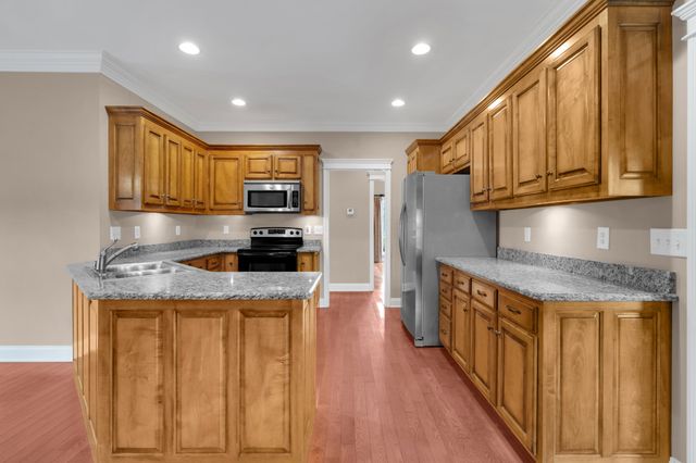 37 Pond Field Ct, Winchester, TN 37398