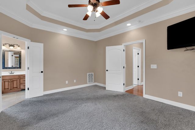 37 Pond Field Ct, Winchester, TN 37398