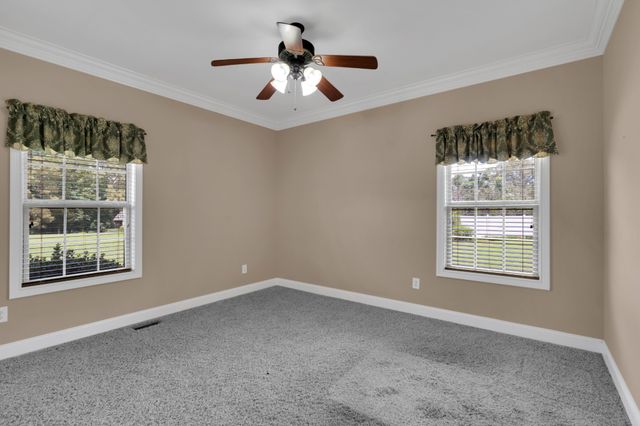 37 Pond Field Ct, Winchester, TN 37398