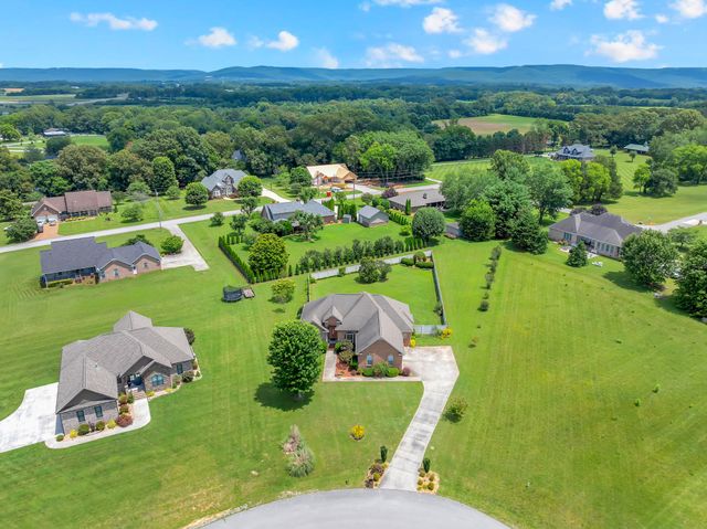 37 Pond Field Ct, Winchester, TN 37398