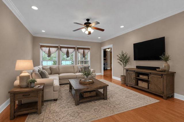 37 Pond Field Ct, Winchester, TN 37398