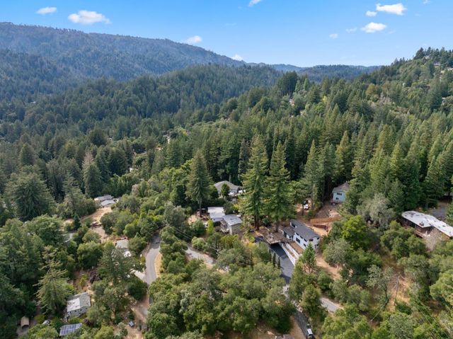 620 Manzanita Avenue, Boulder Creek, CA 95006
