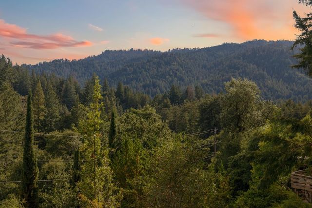 620 Manzanita Avenue, Boulder Creek, CA 95006