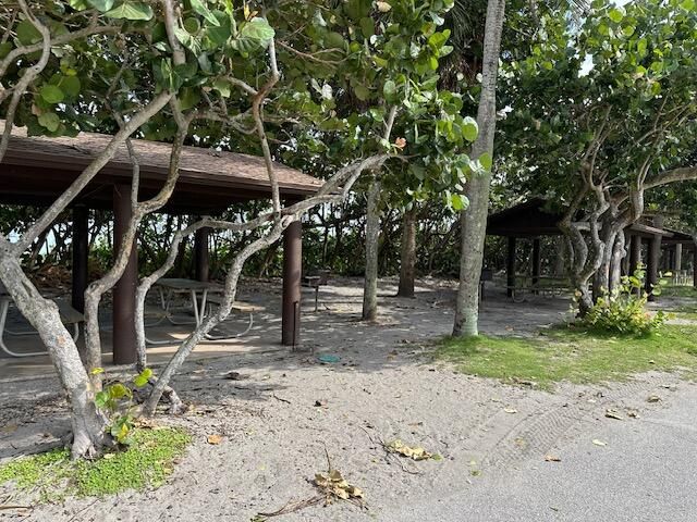 226 Seabreeze Circle, Jupiter, FL 33477