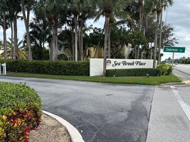 226 Seabreeze Circle, Jupiter, FL 33477