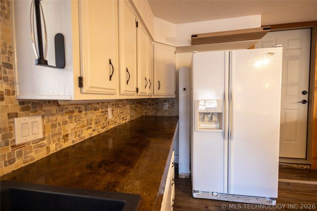 3850 Broken Arrow, Sulphur, OK 73086