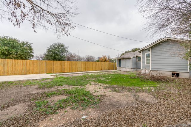 1128 Fulton Ave, San Antonio, TX 78201