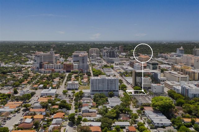 2345 SW 37th Avenue, Miami, FL 33145