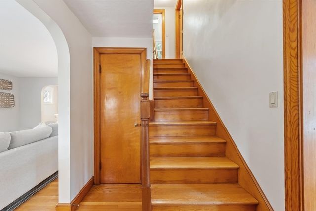 463 Cedar Brook Rd, Lynn, MA 01904