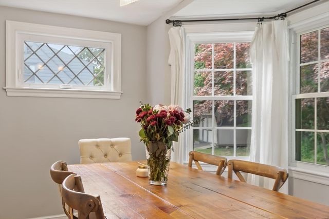 463 Cedar Brook Rd, Lynn, MA 01904