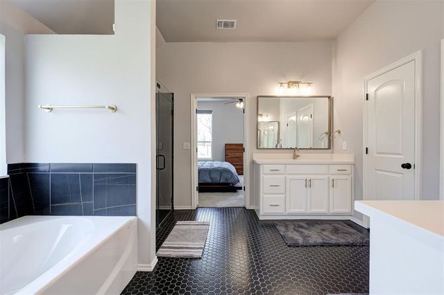 17519 240th Street, Washington, OK 73093