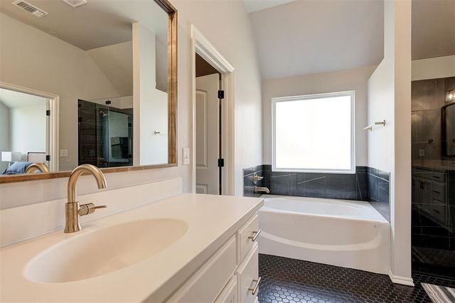 17519 240th Street, Washington, OK 73093