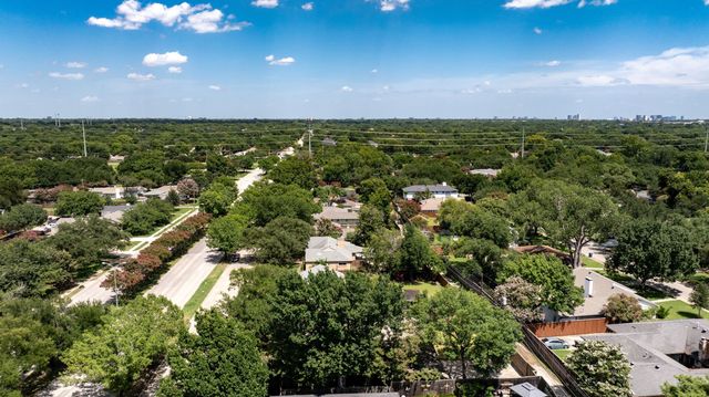 3322 Royal Lane, Dallas, TX 75229