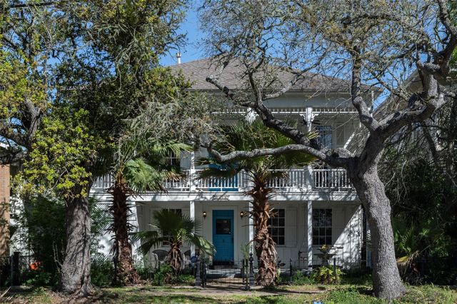 2622 Ursuline Street, Galveston, TX 77550