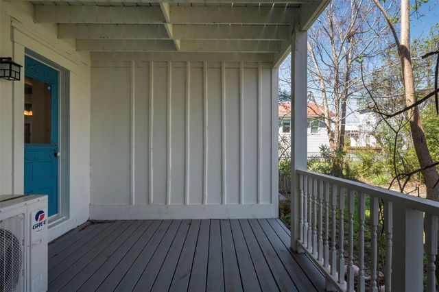 2622 Ursuline Street, Galveston, TX 77550