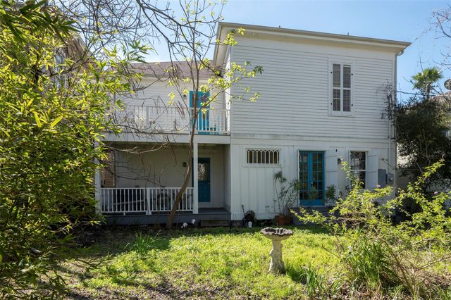 2622 Ursuline Street, Galveston, TX 77550