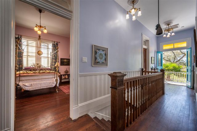 2622 Ursuline Street, Galveston, TX 77550