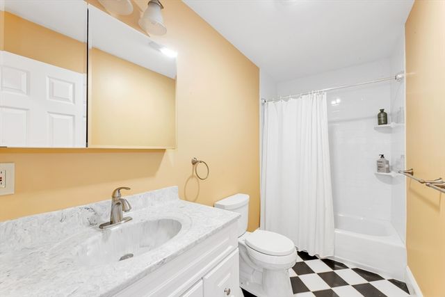 53 Thompson St, Boston, MA 02136