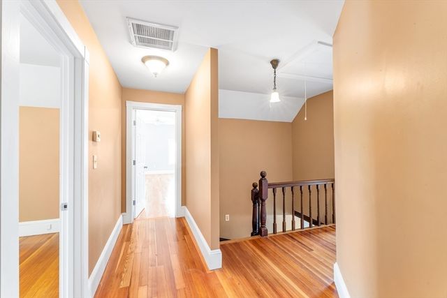 53 Thompson St, Boston, MA 02136