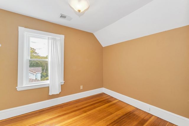 53 Thompson St, Boston, MA 02136