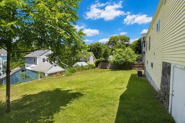 53 Thompson St, Boston, MA 02136