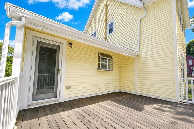53 Thompson St, Boston, MA 02136