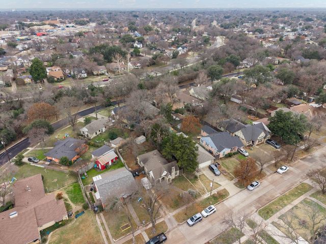 1606 Lansford Avenue, Dallas, TX 75224