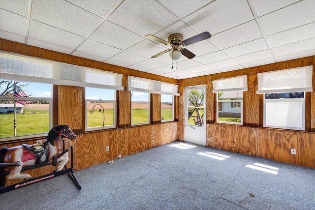 1372 Dianne Avenue, Belleville, WI 53508