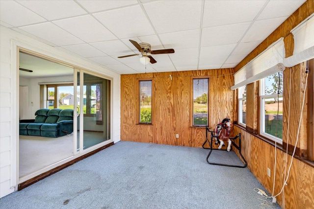 1372 Dianne Avenue, Belleville, WI 53508