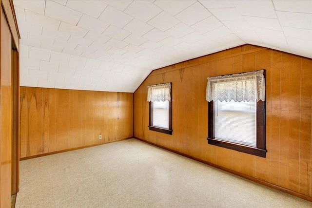 1372 Dianne Avenue, Belleville, WI 53508