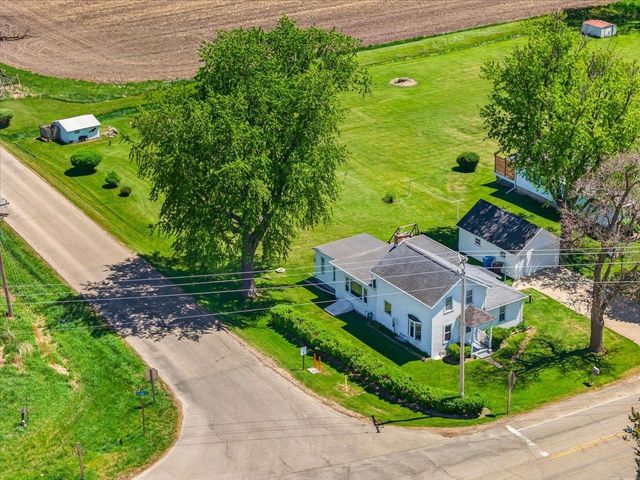 1372 Dianne Avenue, Belleville, WI 53508