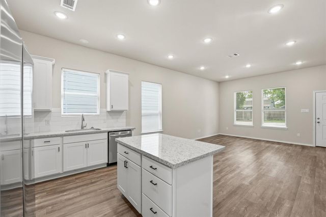 10176 Barberry Street, Willis, TX 77318