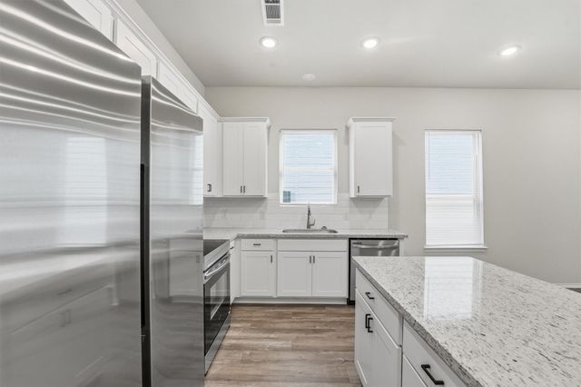 10176 Barberry Street, Willis, TX 77318