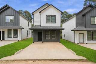 10176 Barberry Street, Willis, TX 77318