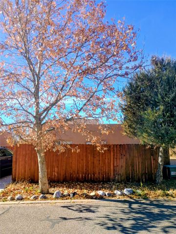 4532 Camino Verde, Santa Fe, NM 87507