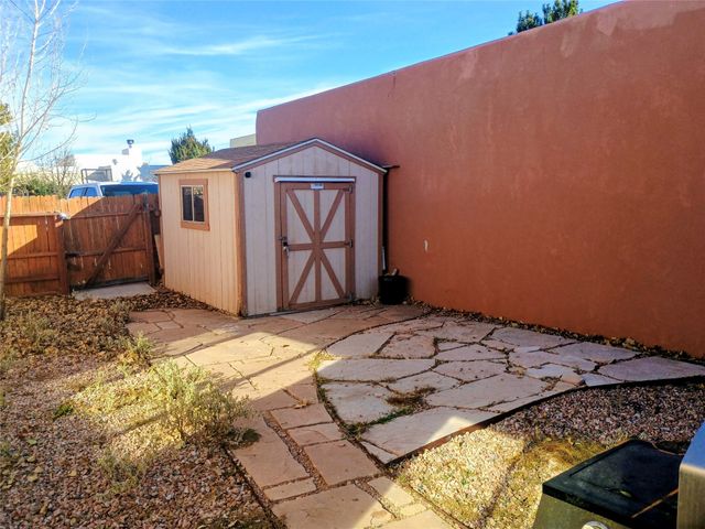 4532 Camino Verde, Santa Fe, NM 87507