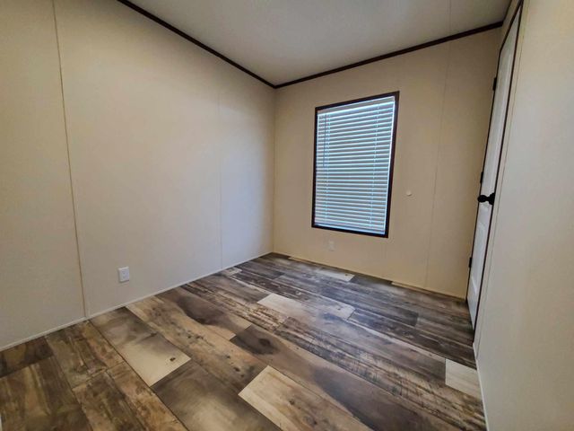 8649 S Loomis Road, Coe Twp, MI 48883